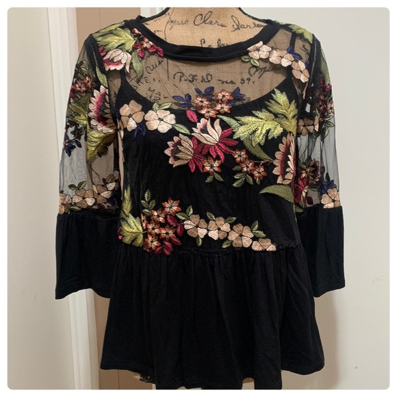 Floral Mesh Sheer Bell Sleeve X-Small Top Boho. - Picture 1 of 9